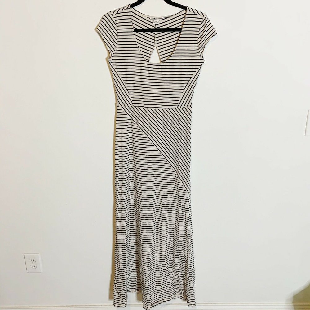 Volcom Sweet Nothing Maxi Dress with Open Back - Picture 3 of 8